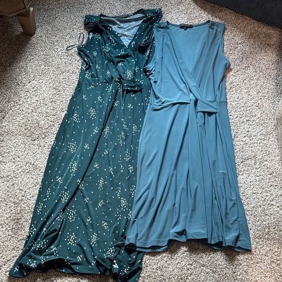 Chic Teal and Green Maxi Dresses - Picture 1 of 5